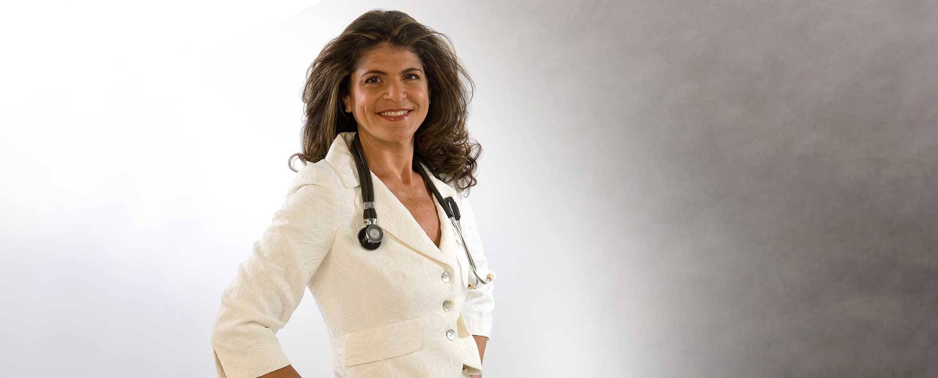 Dr. Eva Selhub