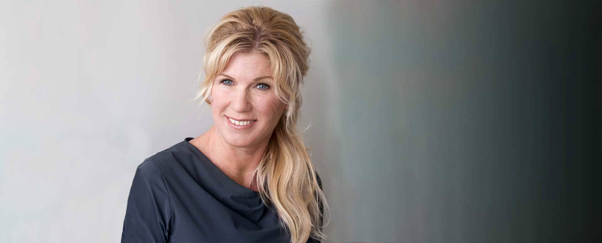 Marga Hoek