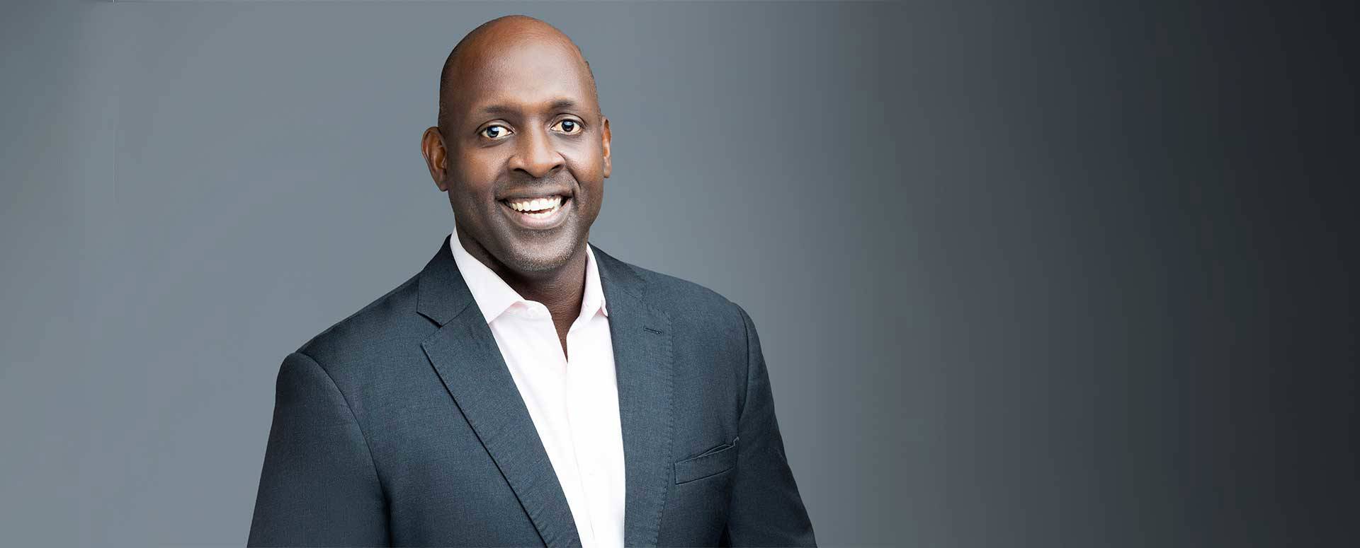 Desmond  Clark