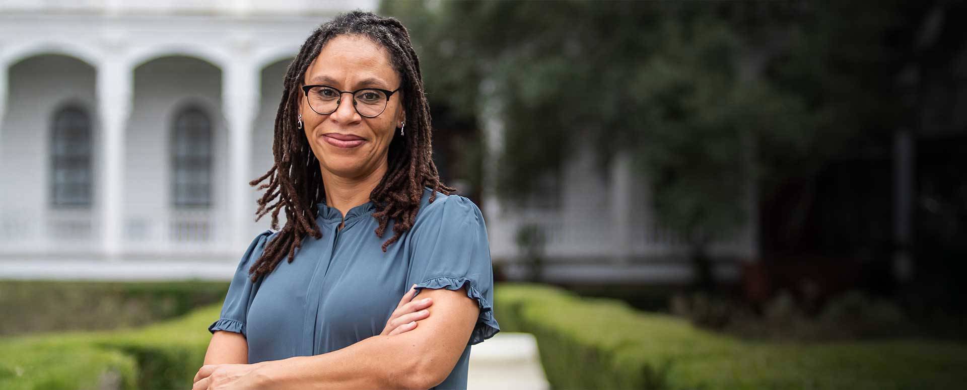 Andrea  Armstrong