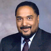 Vincent  Kerr