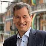 David Pogue Thumbnail