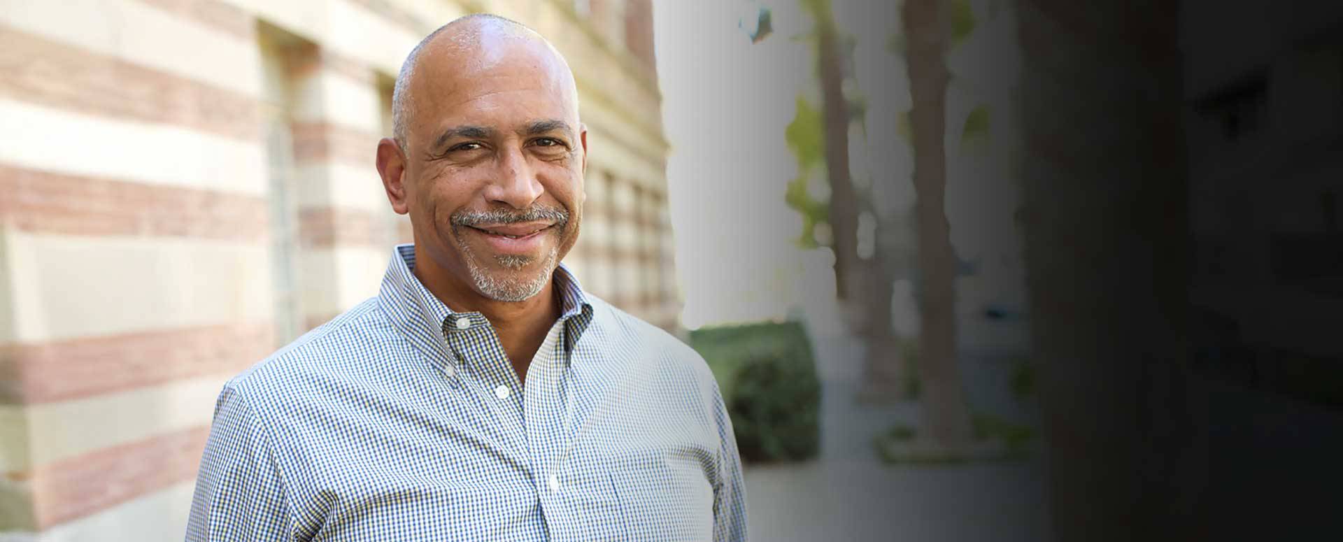 Dr. Pedro Noguera