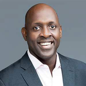 Desmond  Clark