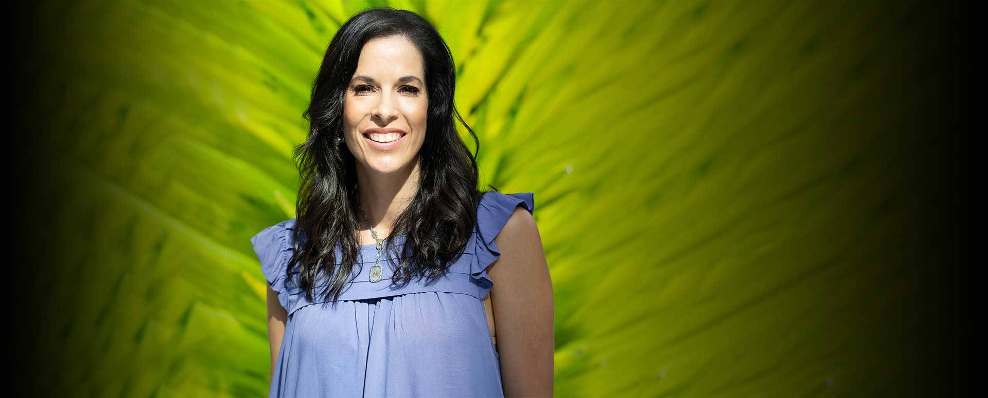 Dr. Kristen  Lee