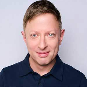 Daniel  Altman