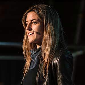Nikki  Greenberg