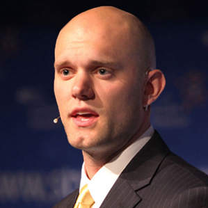 James  Clear